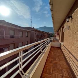 Acogedor apartamento junto a la Plaza, hotel in Villasana de Mena