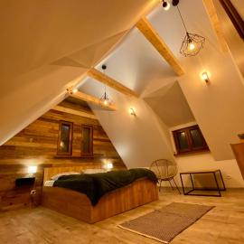 Antonówka – hotel w mieście Woryty