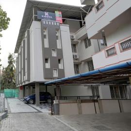 Kadavil Suites Rooms and Apartments Edappally, hotel di Cochin