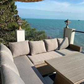 Claude Monet Seaside Hotel: Grigoleti şehrinde bir otel