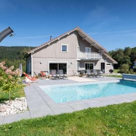 Chalet du Bien-être 15p. Piscine,Spa, Hammam,Pétanque,Basket