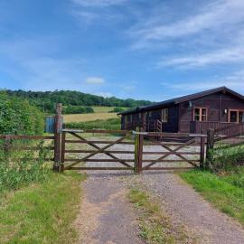 Farm lodge, hotel in Shepton Mallet