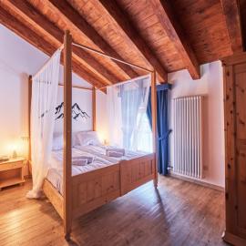 Hotel Bed & Bike Ledro、モリーナ・ディ・レードロのホテル
