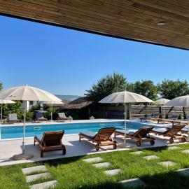 Mutafova Guest House, hotel in Veliki Preslav