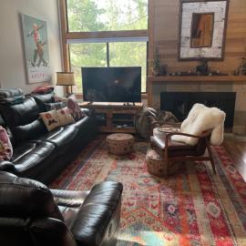 Indian Hills Gem Awaits, hotel in Truckee