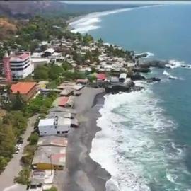 Playa El Obispo B La Marea building La Libertad