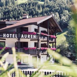 Hotel Auren – hotel w mieście San Giovanni in Val Aurina