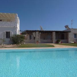 Villa Naousa
