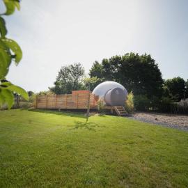 Bulles Odette & Ginette et Tiny House Suzette "Au guet Marais" Etape Insolite, hotel en Paliseul