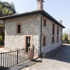 Casa Rural Camangu، فندق في Camango