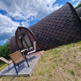 Hobití chatka Lipno – hotel w mieście Černá v Pošumaví