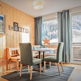 Appartement Berge, hotel v destinácii Sankt Anton am Arlberg