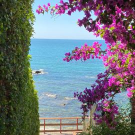 Independent Villa BEACH HOUSE EL BOSQUE, hotel in La Cala de Mijas
