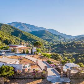 Ktima Abella - Organic Garden - Absolute Privacy