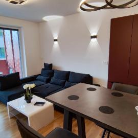 Apartment Ozare, מלון בסלובן גראדץ