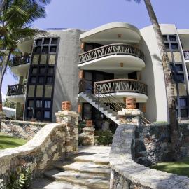 El Magnifico, hotel Cabaretében