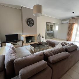 ILION Air Host - near Athens International Airport, Hotel in Markopoulo