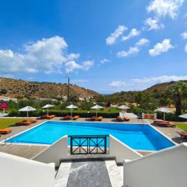 Alex Luxury Apartments & Studios