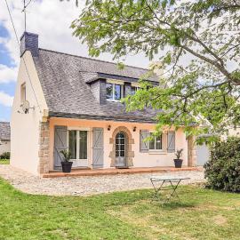 Stunning Home In Allaire With Wifi