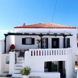 Cycladic Maisonette (Dryopida, Kythnos)