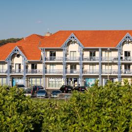 Résidence Lagrange Vacances Les Balcons de l'Océan, hotel in Biscarrosse