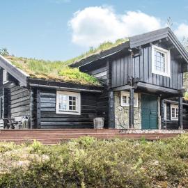 Stunning Home In Østby With Kitchen, hotel in Østby