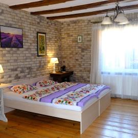 Siedlisko Egniu Agroturystyka nad jeziorem Pojezierze Drawskie, hotel a Żabinek