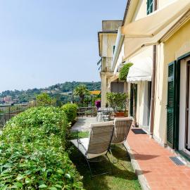 JOIVY Inviting Flat with Garden and Sea View in Rapallo