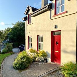 1 Keelkyle Cottage Connemara Letterfrack County Galway、レターフラックのホテル