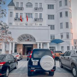 White Hotel, Hotel in Provinz Hà Tĩnh