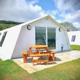 Glamping at Shieling Holidays Mull, hotel u gradu 'Craignure'