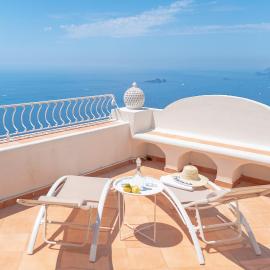 Casa Lalù - Rustic apartment with stunning views, hotel v Positane