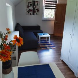 Apartment-Ferienwohnung 3 Treffen am Ossiachersee, hotelli kohteessa Treffen