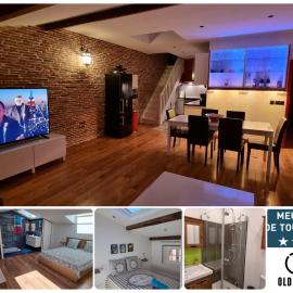 Loft climatisé 80m2 - Vieille Ville - 2 chambres 2 salles d'eau - Port 3 min a pied