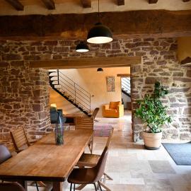 LES CHAMBRES AUX LOUPS en Brocéliande，伊芬迪克的飯店
