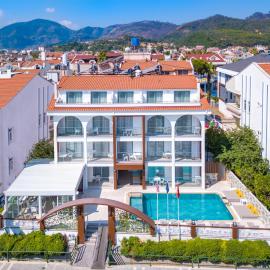 Princess Kinli Suites Hotel, מלון במרמריס