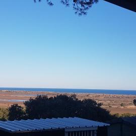 CHALET 35m2 climatisé 2 chambres vue mer, hotell i Agde