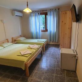 Villas Chinara, ξενοδοχείο σε Kranevo