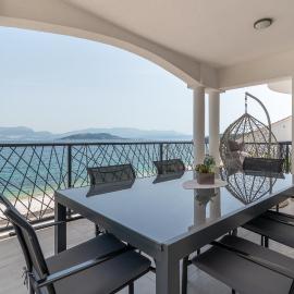 Adria Beach House - Lavendar