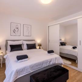 New Apartments Nenna - Three Bedroom Near Split