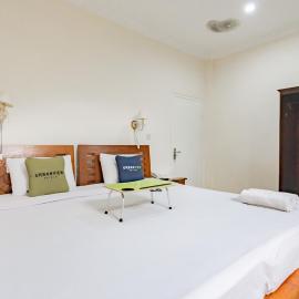 Urbanview Hotel Mon Bel Cibodas by RedDoorz, Hotel in Gegarbensang