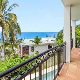 4 Hilltop Villas Enjoy Ocean Views From The Heart Of The Village