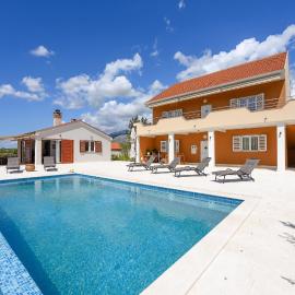 Villa Luka