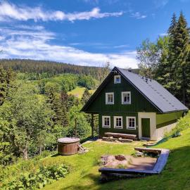 Malá Hofmanka, horská chalupa na samotě, Krkonoše, hotel in Vítkovice