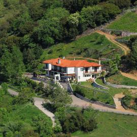Hotel Makkas, hotel i Kréntis