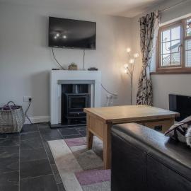 Lilac Cottage - 1 Bedroom Cottage - Amroth, hotel in Amroth