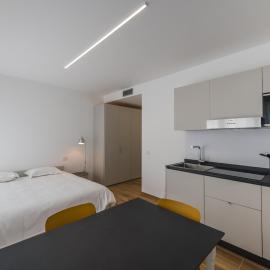 Modern Studios Mendrisio, хотел в Мендризио