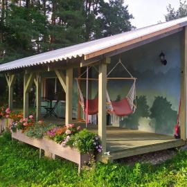 Namiņš Sidrabi pie upes, hotel in Koknese