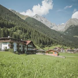 Vierbrunnenhof, hotel in Anterselva di Mezzo