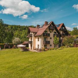 Pokoje nad Czarną Wodą Agroturystyka, hotell i Jaworki